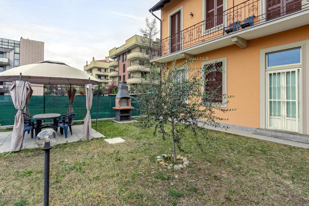 Al 33 Di Via Roma - Apartments Cardano Al Campo Extérieur photo