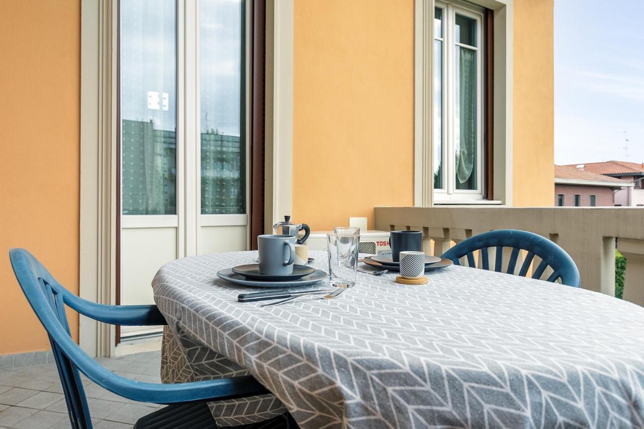 Al 33 Di Via Roma - Apartments Cardano Al Campo Extérieur photo