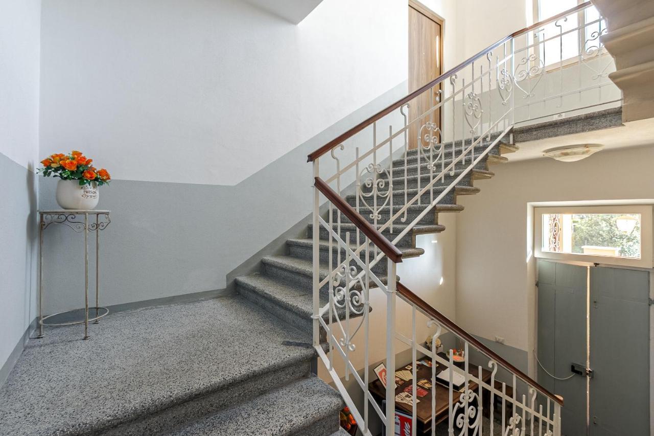 Al 33 Di Via Roma - Apartments Cardano Al Campo Extérieur photo