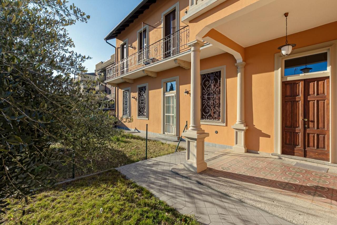 Al 33 Di Via Roma - Apartments Cardano Al Campo Extérieur photo